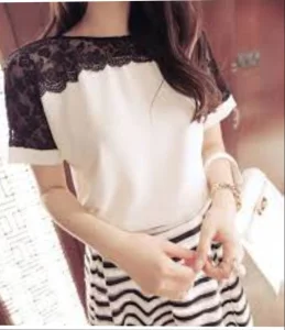 Блузка с гипюром.