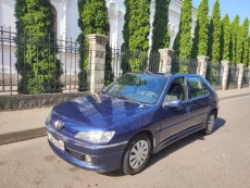 Автомобиль Peugeot 306