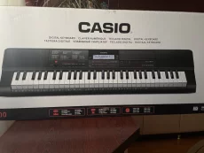 Синтезатор CASIO CT-X 700
