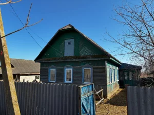 Дом в д. Левковичи, Кировский район