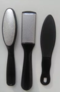 Тёрка Titania( Германия ) и набор ( Китай) для педикюра.