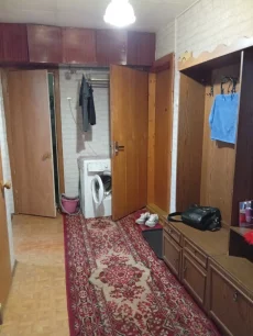 3-х комнатную квартиру на длительный срок