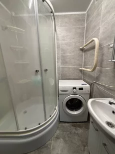 Трехкомнатная квартира на ул. Сикорского, д. 16