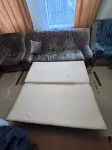 Диван и два кресла