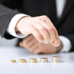 Как сохранить накопления и получать от них доход?