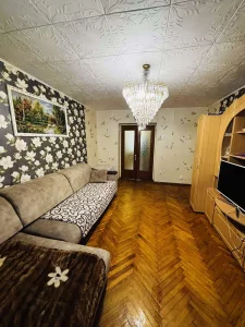 Трехкомнатная квартира в центре