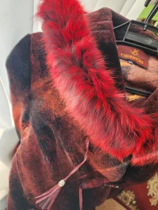 Натуральный полушубок из мутона 10 руб