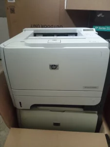 Принтер HP LaserJet P2055d с двусторонней печатью.
