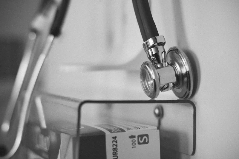 Может ли пациент забрать домой медицинскую карту из поликлиники?