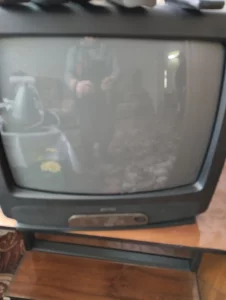 3 телевизора