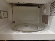 Микроволновка Midea с грилем