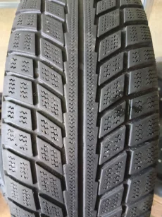 Шины зимние 215/65 R16