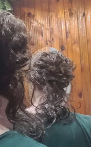 Шиньон и хвост волнистый