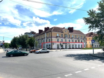 Магазин. торговая площадь от 220-275 м2. Бобруйск ул. Минская, 18