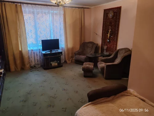 1 комнатная квартира возле ТЦ &quot;Корона&quot;