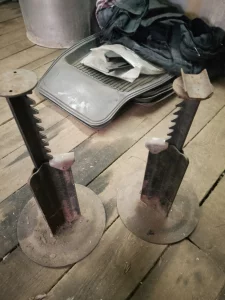 Подставки под автомобиль