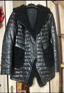 Пуховик Нат. Кожа, Нат. Мех 42-44 р-р