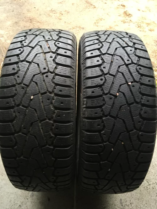 Покрышки зимние легковые 205/55/16 Pirelli