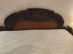 Кровать двуспальную