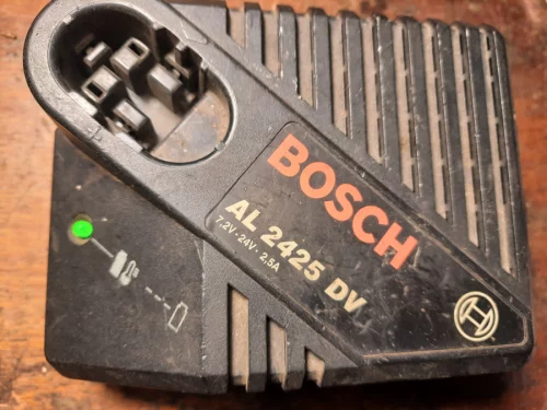 Зарядное устройство Bosch