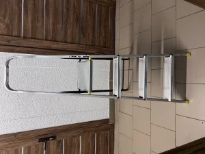 Стремянка на 4 ступеньки