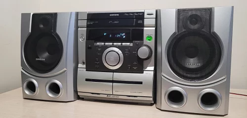 Музыкальный центр SAMSUNG MAX-930