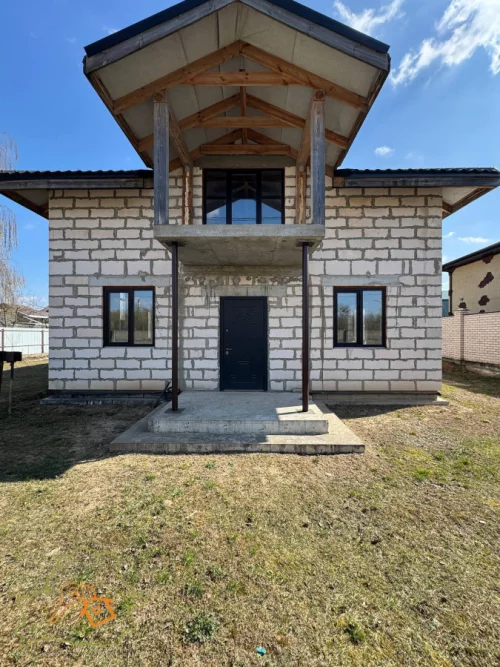 Двухэтажный жилой дом по ул. Попова