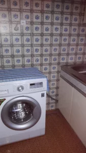 1-комн.квартиру (хрущевка) в районе роддома