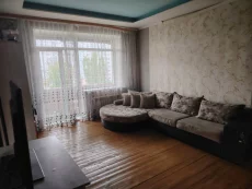 4-х комнатную. квартиру