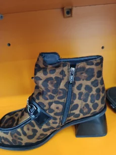 Продам весенние полуботиночки