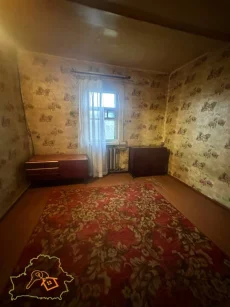 Бревенчатый дом по улице Марии Бобровой