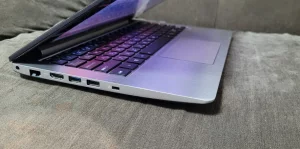 Ноутбук ASUS VivoBook X202E