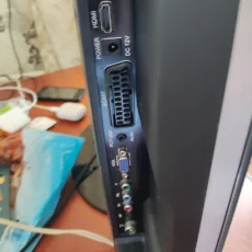 Телевизор 24-дюйма FullHD 100р