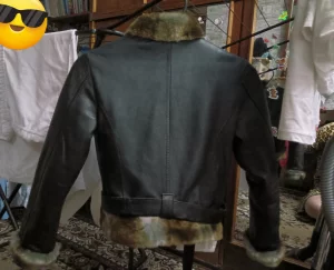 Куртка на девочку 122-128