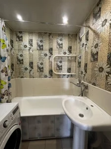 Трехкомнатная квартира на ул. Ковзана, д. 56