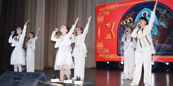 15 апреля приход Георгиевского храма и творческие коллективы «ЦДОДиМ» провели для жителей Бобруйска Пасхальный концерт