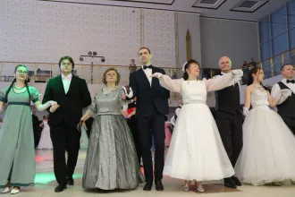 Бобруйчане стали частью масштабного бала в Могилеве