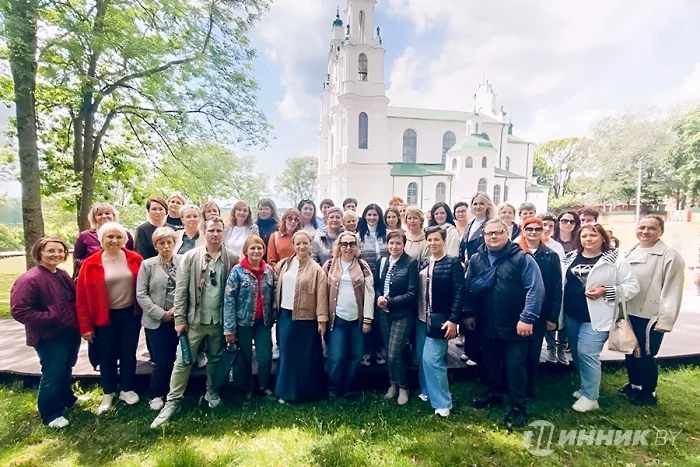 900-летний монастырь и памятник букве. Что еще увидели шинники в Полоцке?