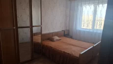 Одну комнату в трехкомнатной квартире