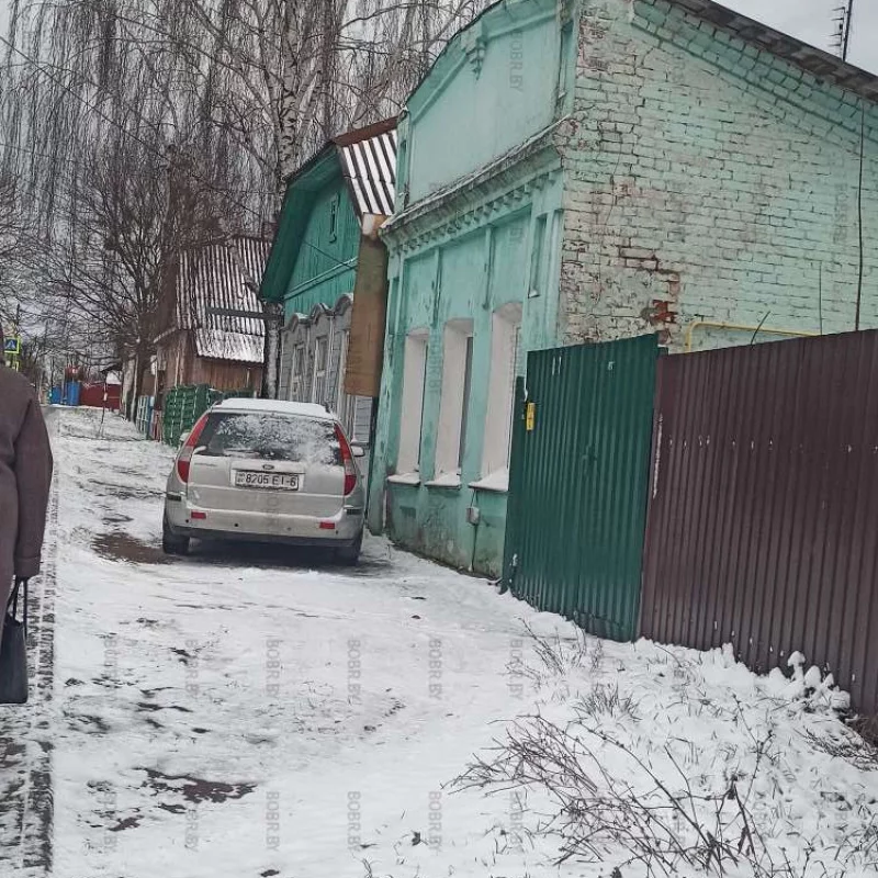 Своего двора мало кому-то