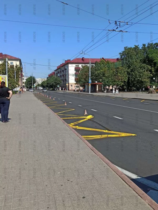 Новая разметка остановок на площади Ленина