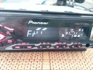 Магнитола pioneer с красной подсветкой 50 руб