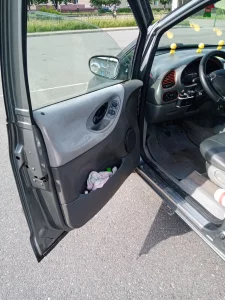 Большой семейный автомобиль хорошее техническое состояние ка