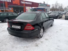 Mercedes Benz C200 2.0 6-МКПП 2002 г/в