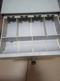 Денежный ящик