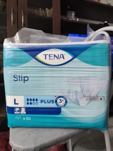 Памперсы и впитывающие трусы для взрослых. Цена Договорная