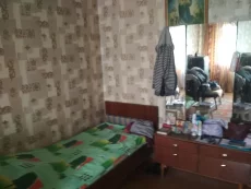 Двухкомнатная квартира 27000 торг, 50.2 общая площадь