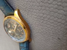 Часы GUESS