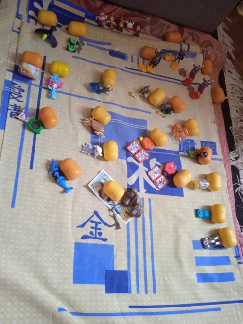 Игрушки из Киндер сюрприза