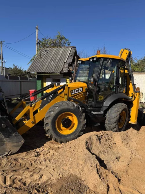 Аренда экскаватора-погрузчика JCB